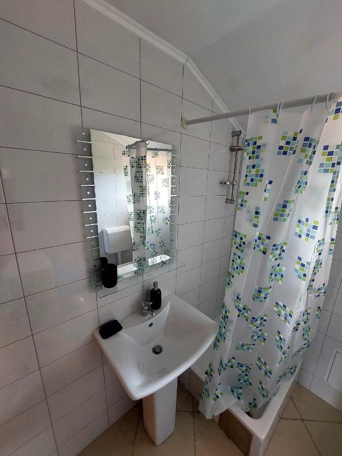 Apartman Zeljo Galizana Exterior photo